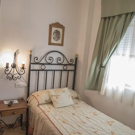 Dp El Pilar Πανσιόν *