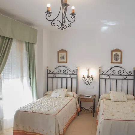 Dp El Pilar Penzion Monesterio